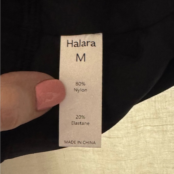 Halara Black Crop Top - Picture 5 of 5